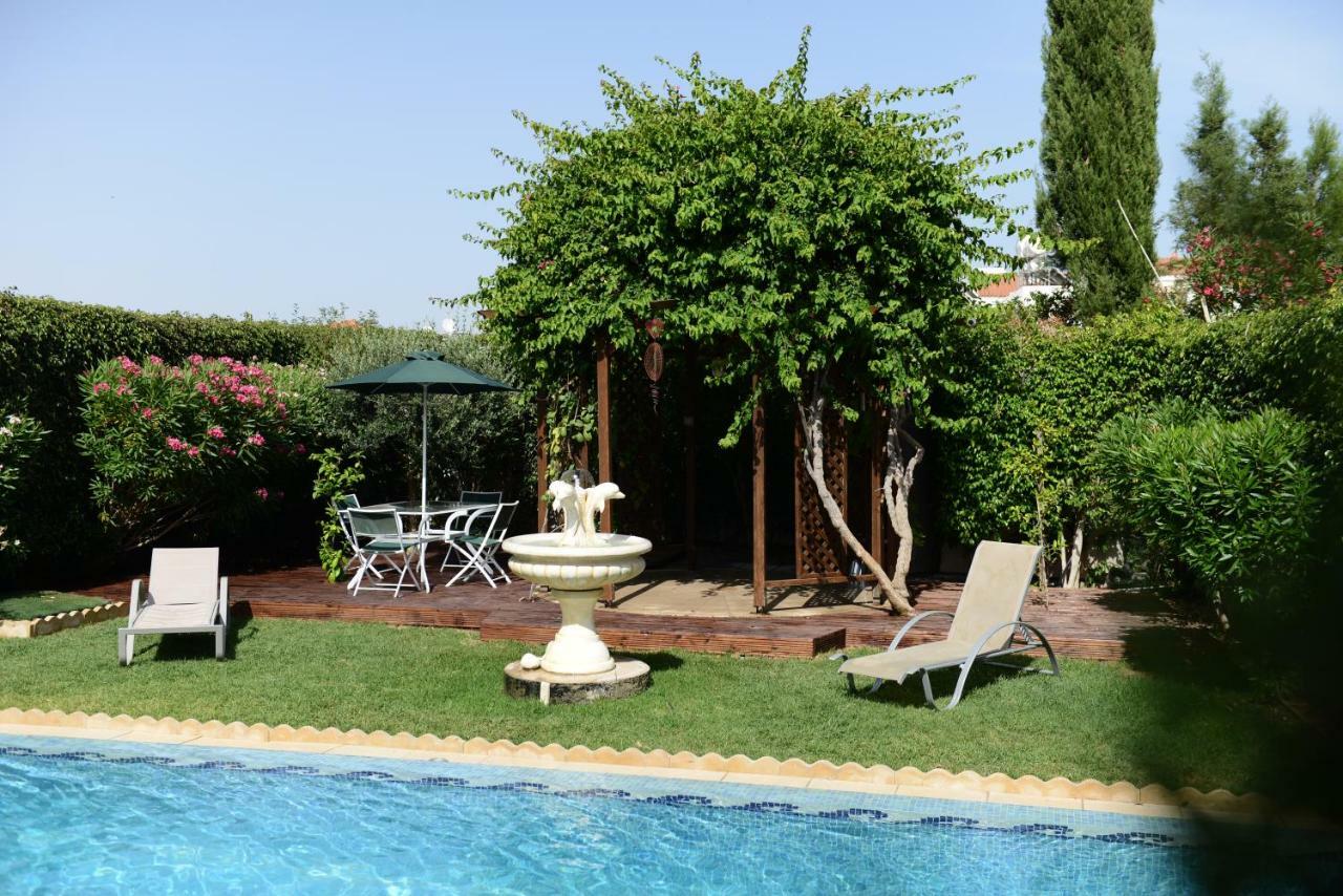 Karythia Pyla Exterior foto